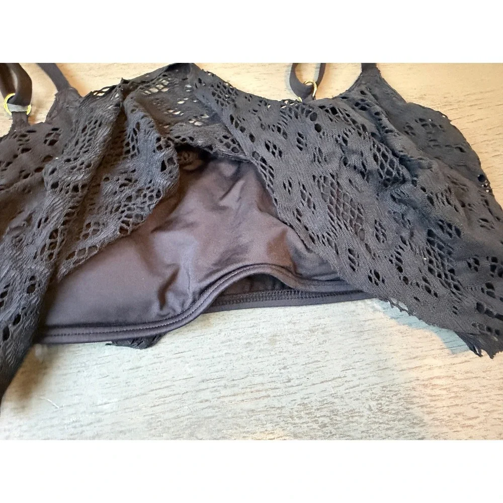 Kenneth Cole Reaction Black Crochet Lace Ruffle Bikini Top Size L RS5LE88